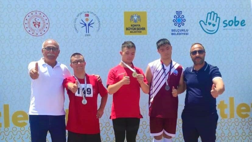 Elazığlı özel sporcu Ömer Aydemir’den Türkiye üçüncülüğü