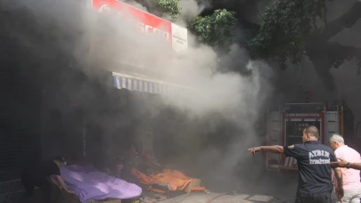 Çarşıda yangın paniği: İş yeri küle döndü