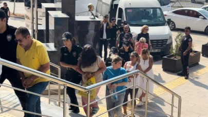 Fuhuş operasyonunda 19 kişi tutuklandı