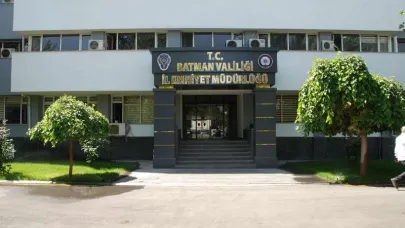 Mazot deposundan esrar çıktı