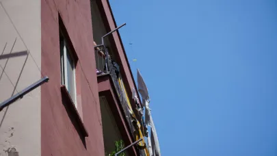 Antalya'da apartman dairesinde korkutan yangın