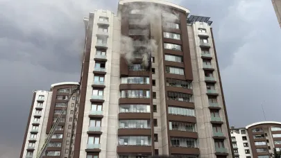 Ankara'da çıkan yangında binada mahsur kalan kişiler kurtarıldı