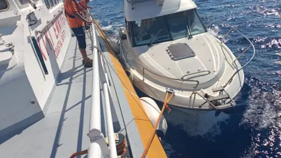 Bodrum'da facia son anda önlendi: 9 kişi tekneden kurtarıldı