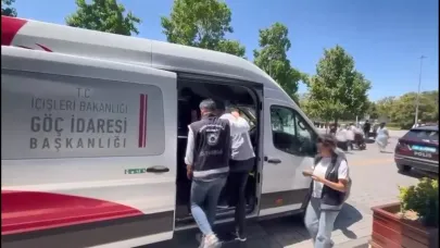 Göçmen kaçakçılığı operasyonunda 117 kaçak göçmen yakalandı