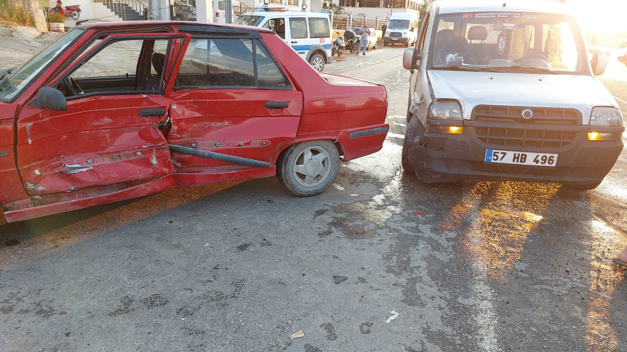Türkeli'de trafik kazası