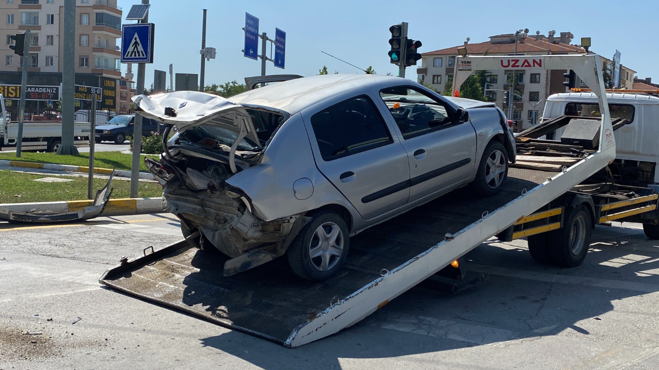 Zincirleme trafik kazası: 6 yaralı