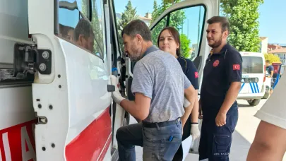 Torunlarına uçurtma yaparken elini bıçakla yaraladı