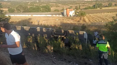 Balıkesir'de yolcu otobüsü devrildi: 1’i ağır 27 yaralı