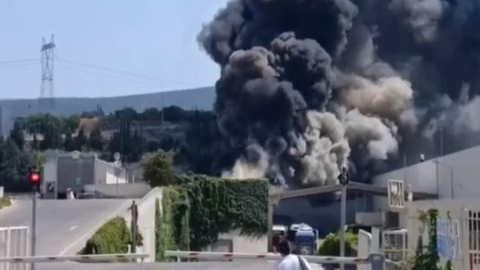 Bursa'da korkutan fabrika yangını