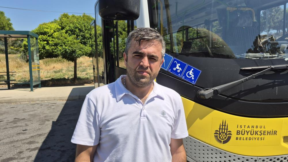 Otobüs şoförü, fenalaşan yolcuyu hastaneye yetiştirdi