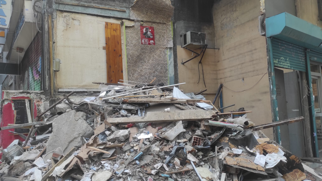 İstanbul'daki patlamanın etkisi gün ağarınca ortaya çıktı