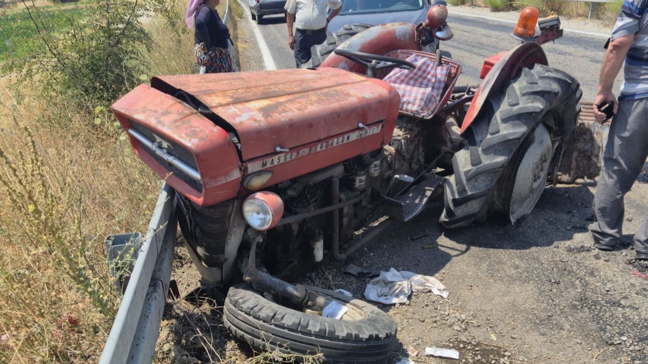 Traktörle otomobil kaza yaptı: 5 yaralı