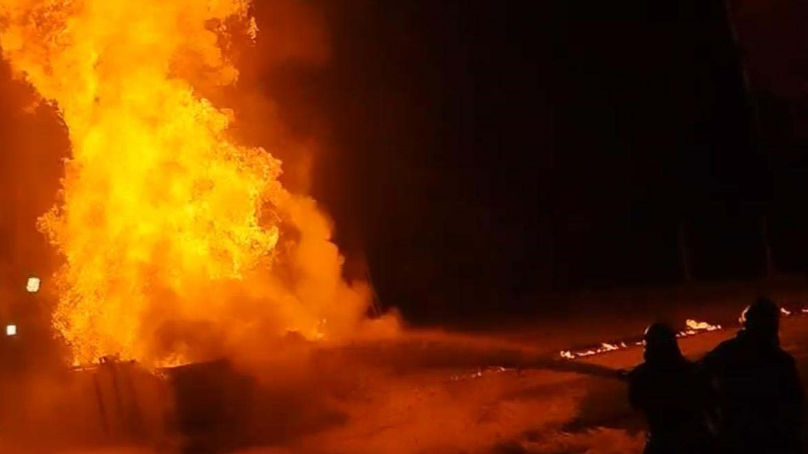 Diyarbakır'da petrol kuyusunda yangın: 8 yaralı