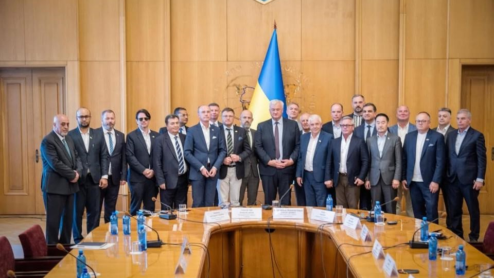 Ukrayna'da ilk Fahri Konsoloslar Zirvesi gerçekleşti