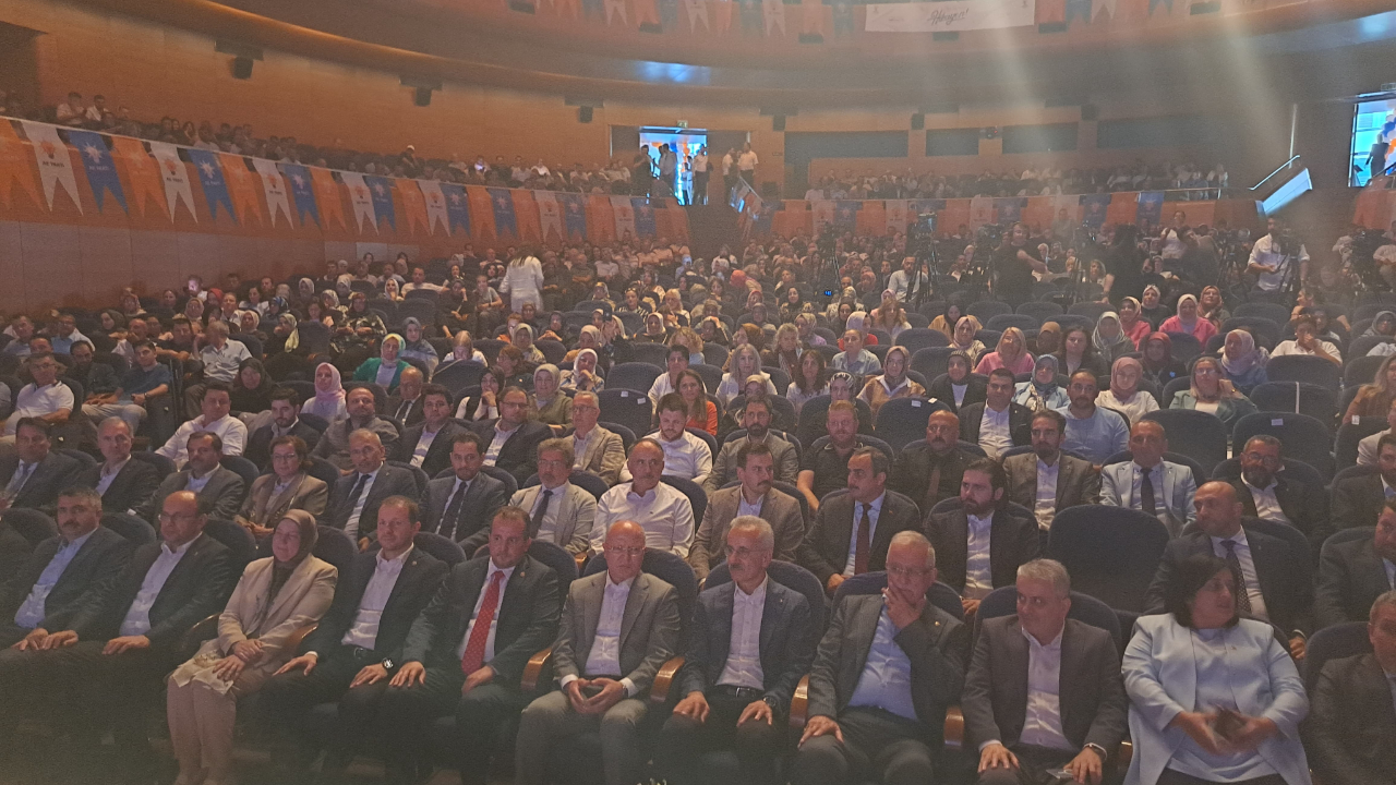 AK Parti Bursa teşkilatı 57. İl Danışma Meclisi'nde buluştu!