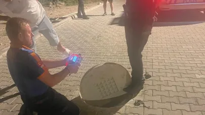 Bodrum'da kanalizasyon hattına giren iki işçi gazdan zehirlendi