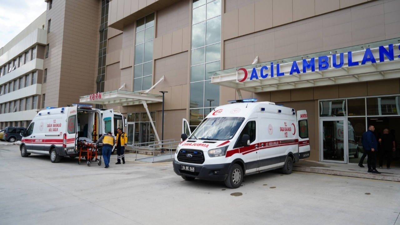 Otomobil dereye uçtu: 4 yaralı