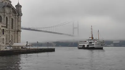 İstanbul Boğazı ve çevresini sis Kapladı