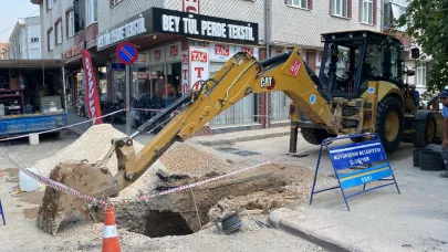Eskişehir'de altyapı çalışmasında göçük: 2 yaralı