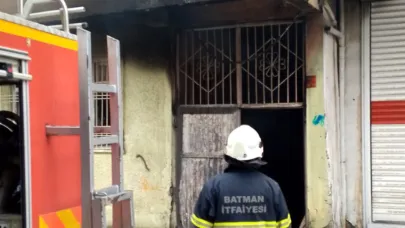 Batman'da apartmanda korkutan yangın