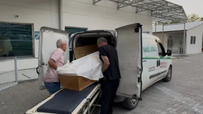 Şakalaşma bıçaklı kavgaya dönüştü: 1 ölü