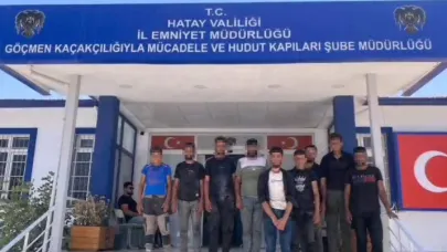 Göçmen kaçakçısına suçüstü: 10 göçmen yakalandı