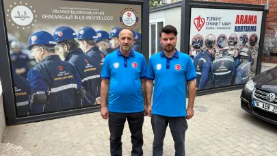 Bursa'da arasöz üzerinde namaz kılan gönüllüler konuştu