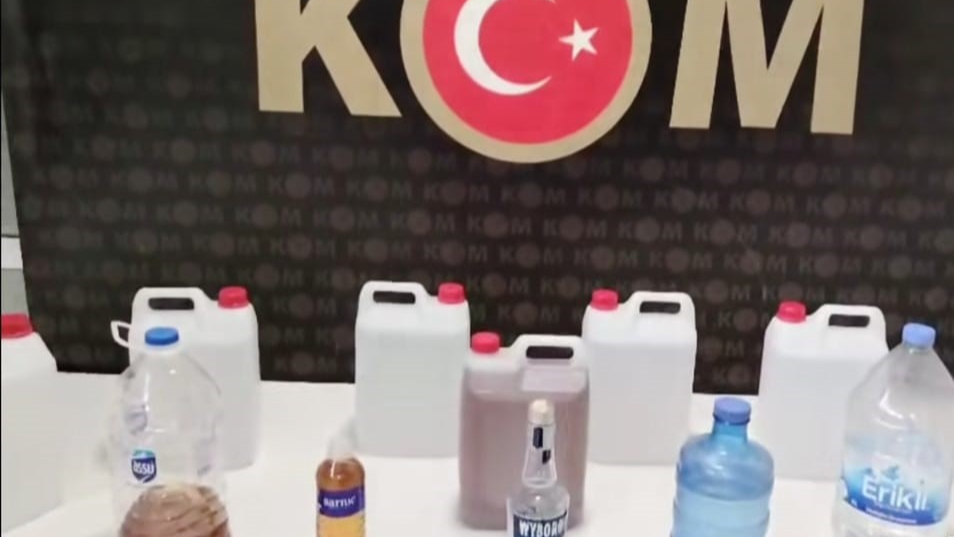 Polisten sahte içkiye darbe!
