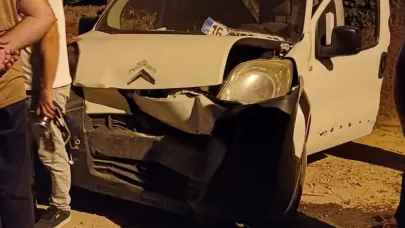 Jandarmadan kaçış kazayla son buldu: 3 yaralı