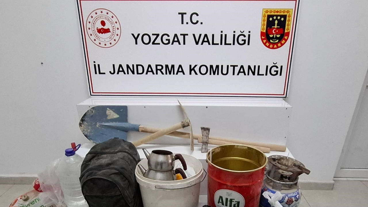 Kaçak kazı yapanlar definecilere operasyon