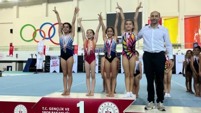 Minik jimnastikçiler Türkiye finalinde