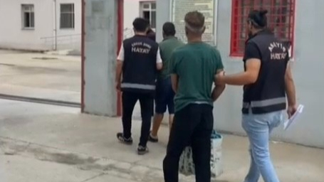 Arsuz'da aranan 2 kişi yakalandı
