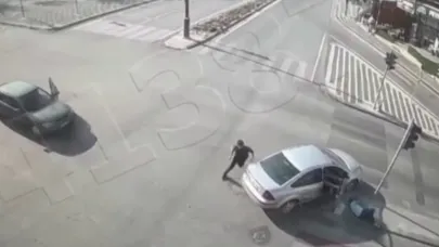 Otomobil motosiklete çarptı: 1 ölü