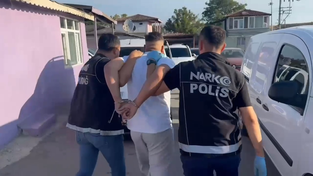 Tekirdağ'da uyuşturucu satıcısı operasyonla yakalandı