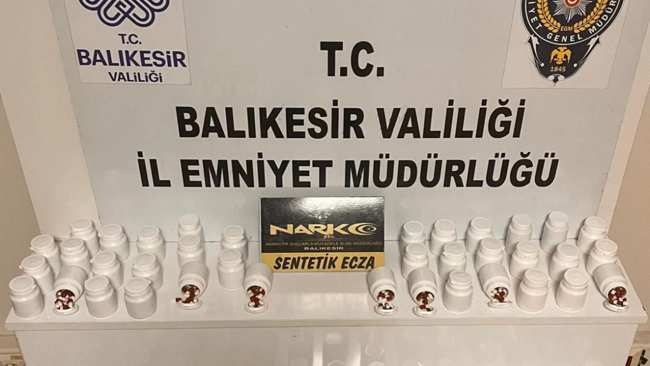 Balıkesir'de uyuşturucu operasyonu: 3 kişi yakalandı
