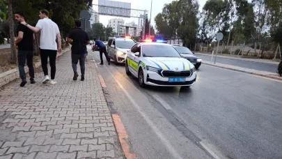 Refüje ve direğe çarpan motosikletli hayatını kaybetti