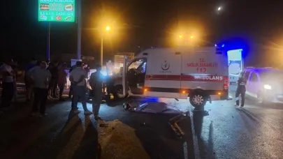 Otomobille çarpışan motosikletin genç sürücüsü hayatını kaybetti