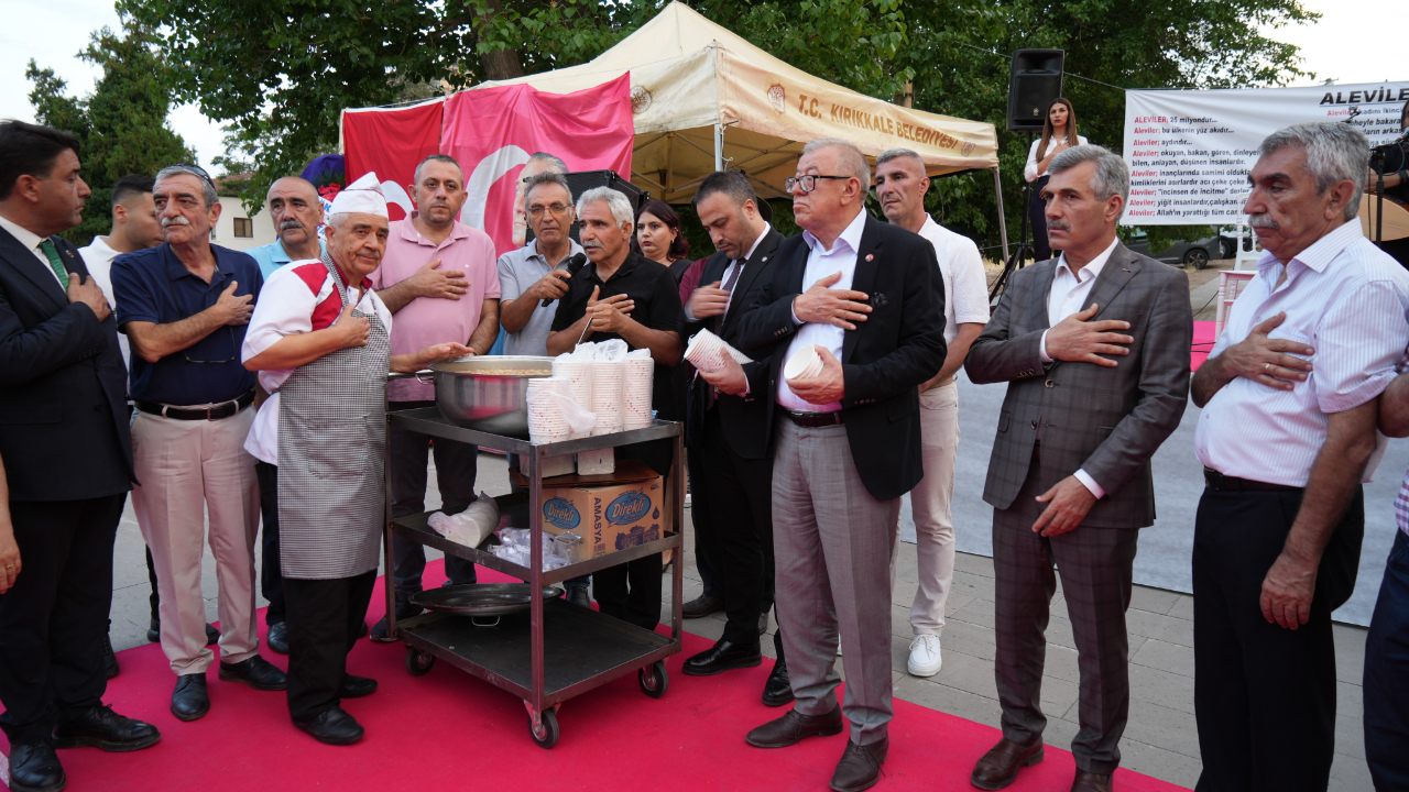 Kırıkkale'de "aşure lokması" etkinliği: Deyişler eşliğinde semah dönüldü