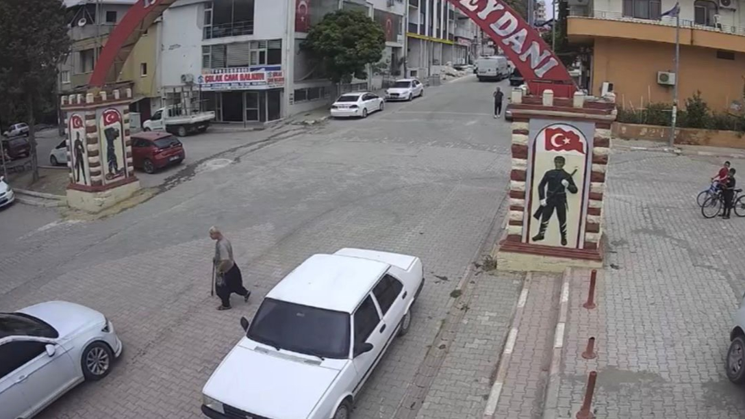 Osmaniye’de otomobil görme engelli vatandaşa çarptı