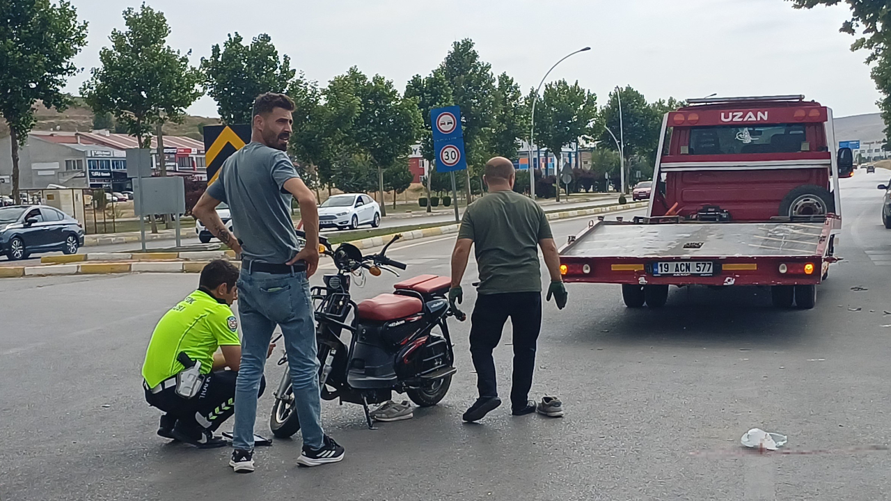 Trafikte kırmızı ışık ihlali kazaya neden oldu