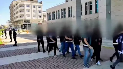 Polis kılığına giren dolandırıcılara operasyon