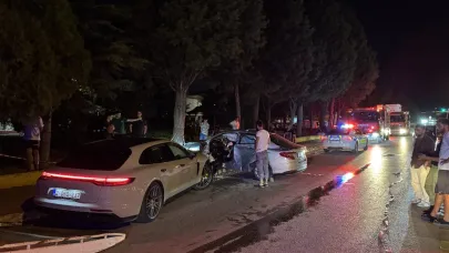 Otomobiller çarpıştı: 4 yaralı