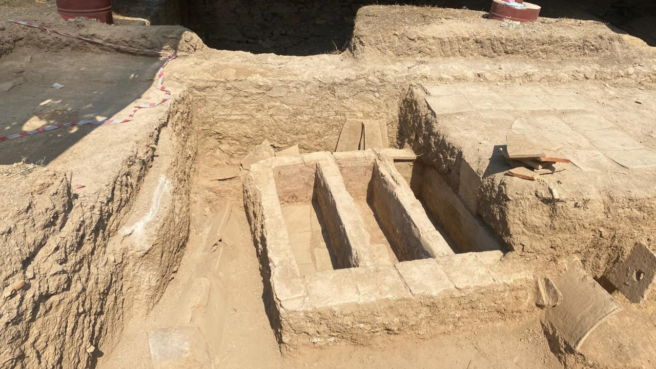 İznik’te Roma dönemine ait mozaik ve mezarlar ortaya çıktı