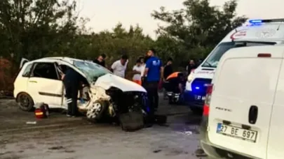 Gaziantep'te otomobiller çarpıştı: 3 yaralı