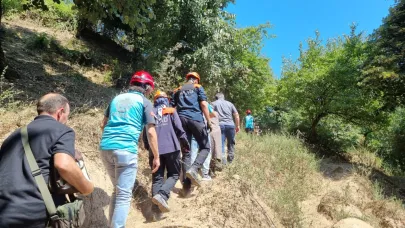 Dağlık alanda rahatsızlanan yaşlı kadın için ekipler seferber oldu