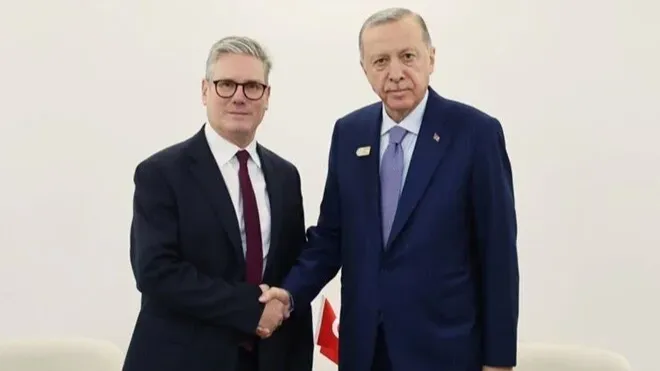 Cumhurbaşkanı Erdoğan İngiltere Başbakanı Starmer ile görüştü