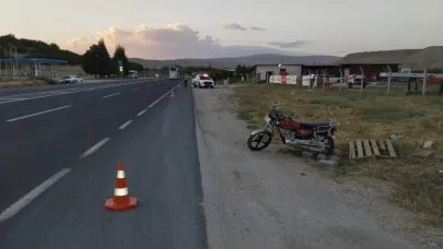 Otomobil ile motosiklet çarpıştı: 1 yaralı