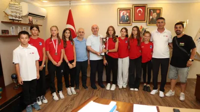 Darıca'da sporcular atletizm şampiyonasına damga vurdu