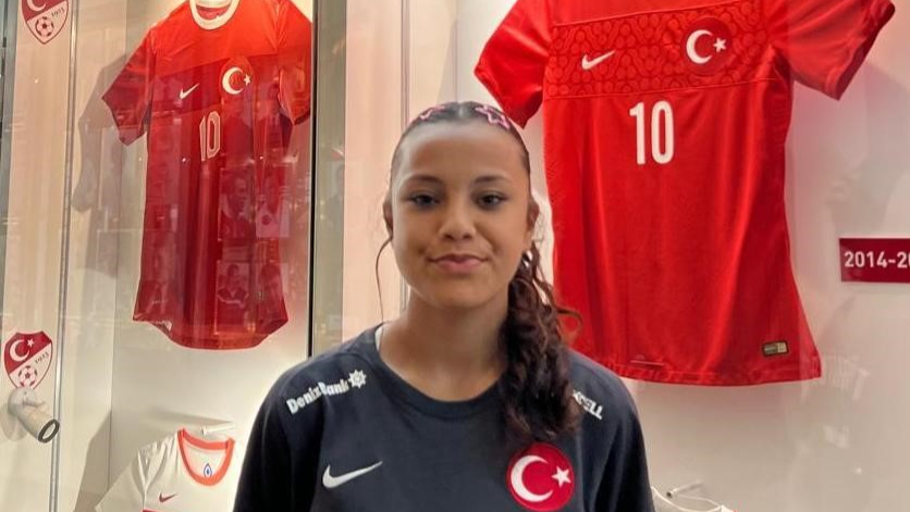 Körfezli Medine Ravza Güleç U15 Kız Milli Takımı’nda