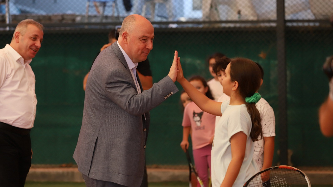 Denizli Valisi Ömer Faruk Coşkun’dan genç sporculara ziyaret